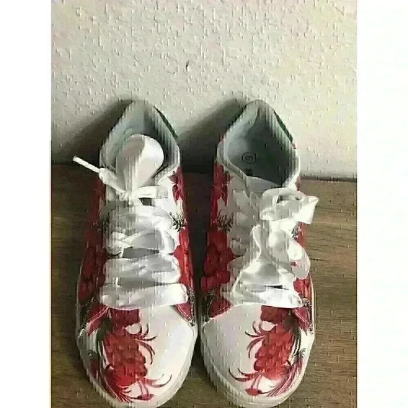 Dream Seek Women Size 6 White Floral Sneakers Lace Up - Picture 2 of 8